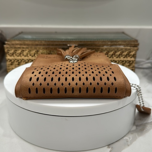 Se Osto - Perforated Leather Clutch/Pouch Bag, Missing Strap - Picture 6 of 17